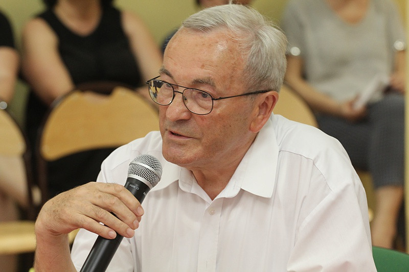 35 procent demokracji – policki okrągły stół