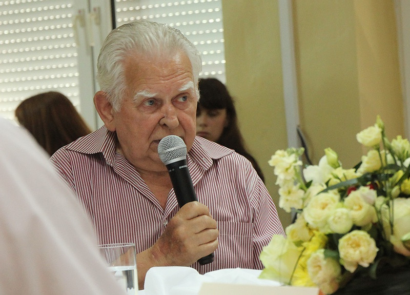 35 procent demokracji – policki okrągły stół