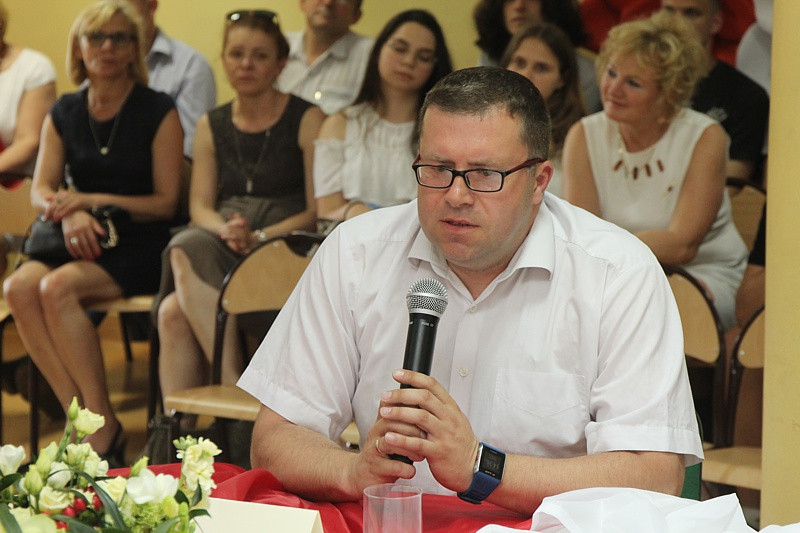 35 procent demokracji – policki okrągły stół