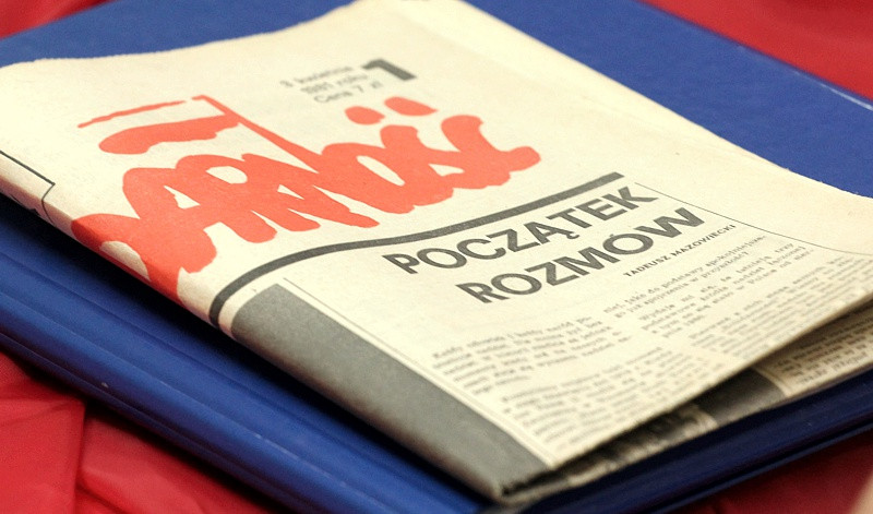 35 procent demokracji – policki okrągły stół