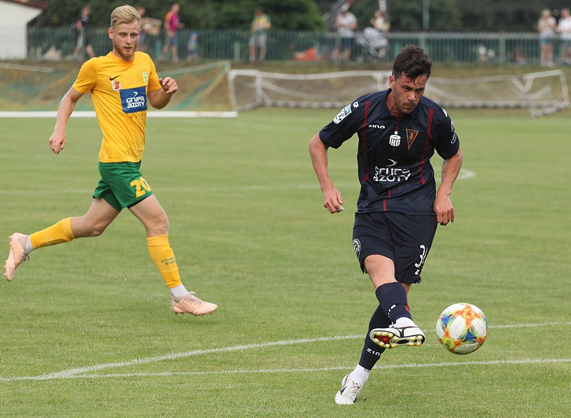 Pogoń Szczecin wygrywa z Chemikiem 3:0