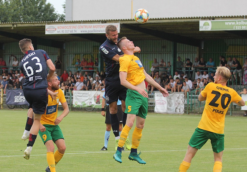 Pogoń Szczecin wygrywa z Chemikiem 3:0