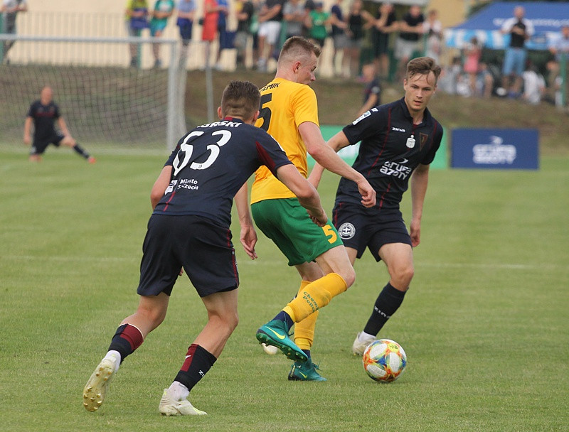 Pogoń Szczecin wygrywa z Chemikiem 3:0