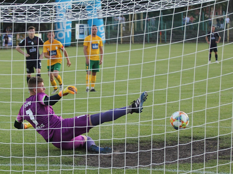 Pogoń Szczecin wygrywa z Chemikiem 3:0