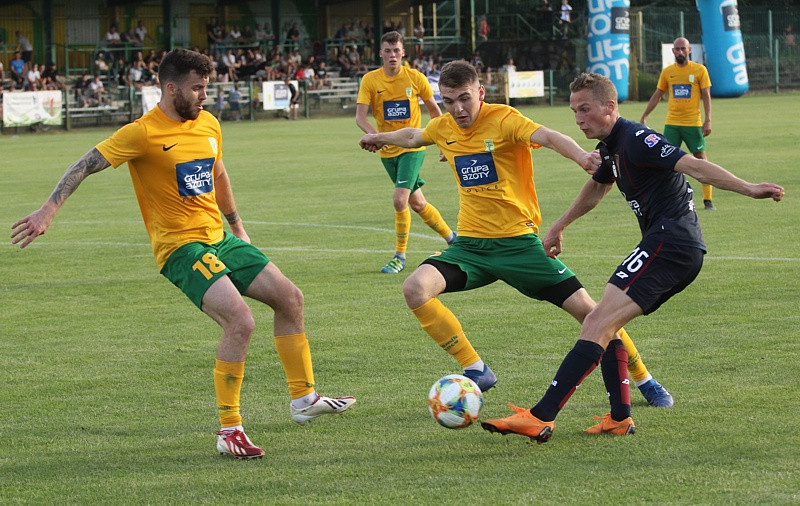 Pogoń Szczecin wygrywa z Chemikiem 3:0
