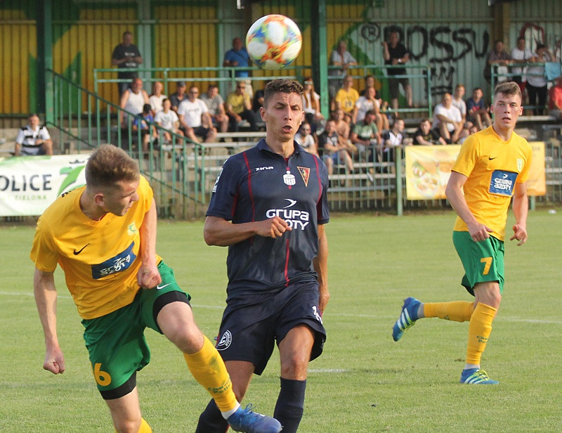 Pogoń Szczecin wygrywa z Chemikiem 3:0