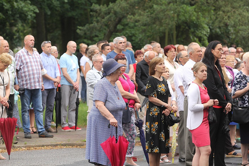 Procesja Bożego Ciała w parafii pw. św. Kazimierza w Policach