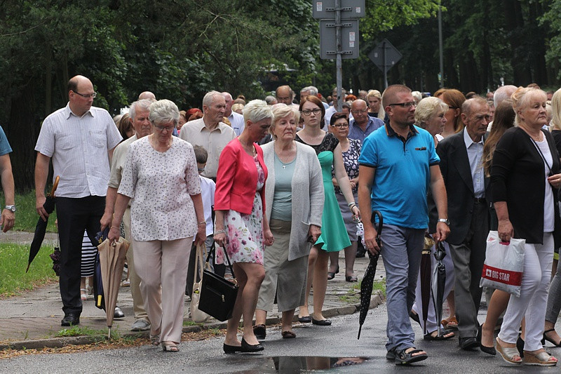 Procesja Bożego Ciała w parafii pw. św. Kazimierza w Policach