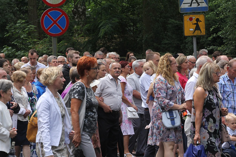 Procesja Bożego Ciała w parafii pw. św. Kazimierza w Policach
