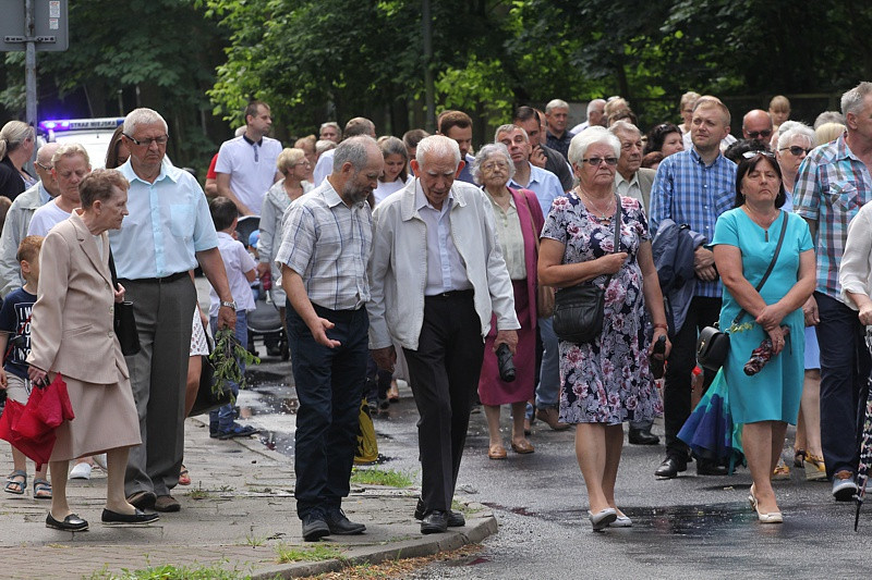 Procesja Bożego Ciała w parafii pw. św. Kazimierza w Policach