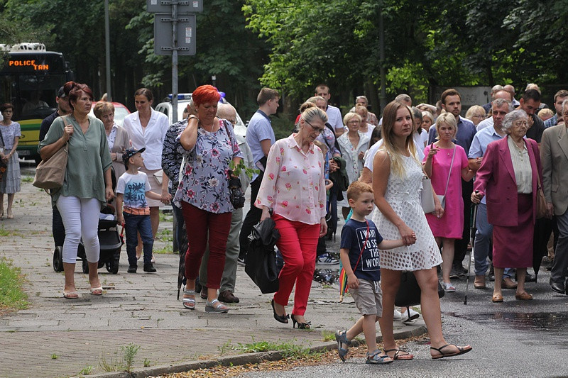 Procesja Bożego Ciała w parafii pw. św. Kazimierza w Policach