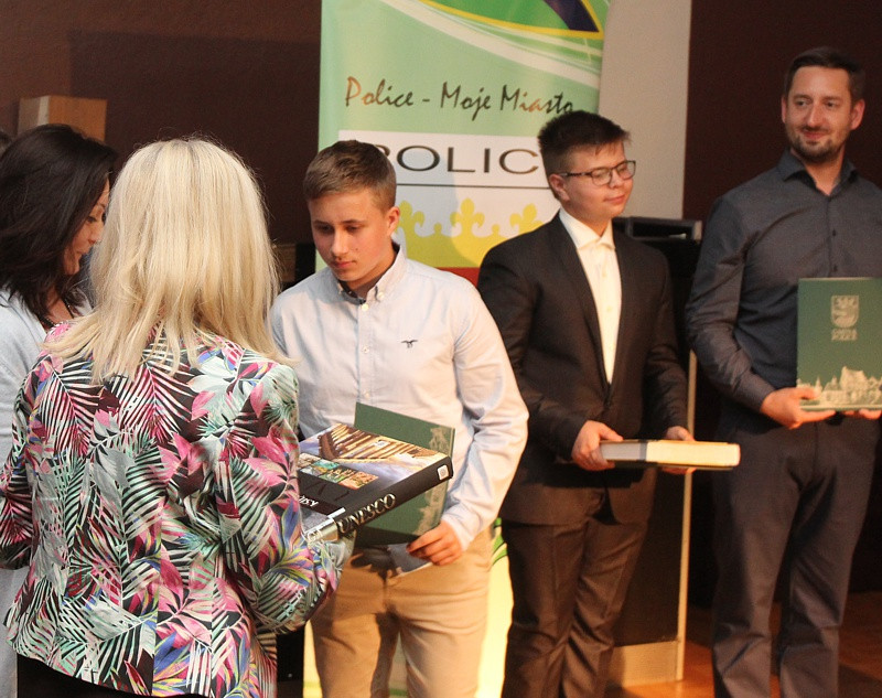 Gala wręczenia nagród najzdolniejszym uczniom Gminy Police