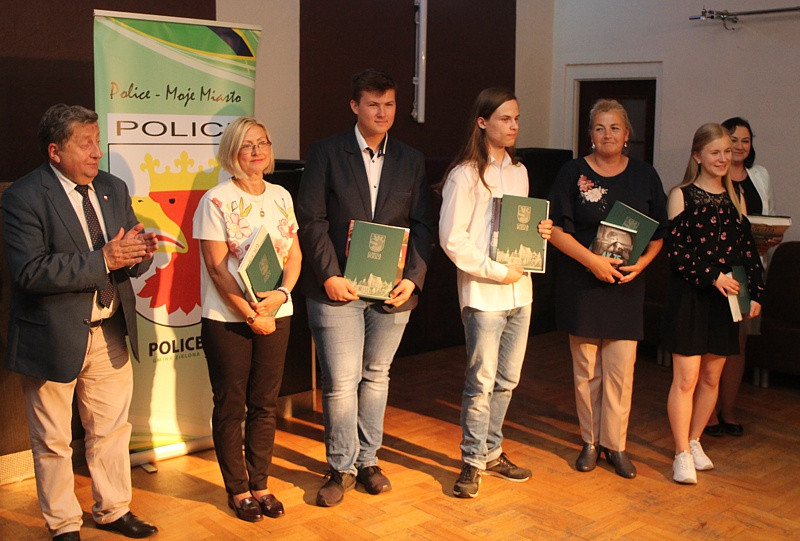 Gala wręczenia nagród najzdolniejszym uczniom Gminy Police