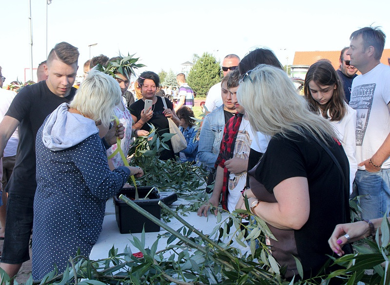 Wianki, tańce, fireshow – Noc Świętojańska w Trzebieży