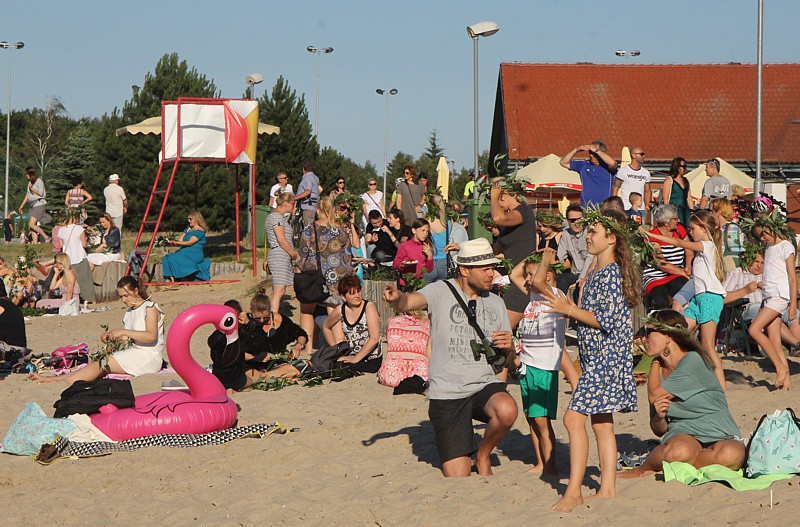 Wianki, tańce, fireshow – Noc Świętojańska w Trzebieży