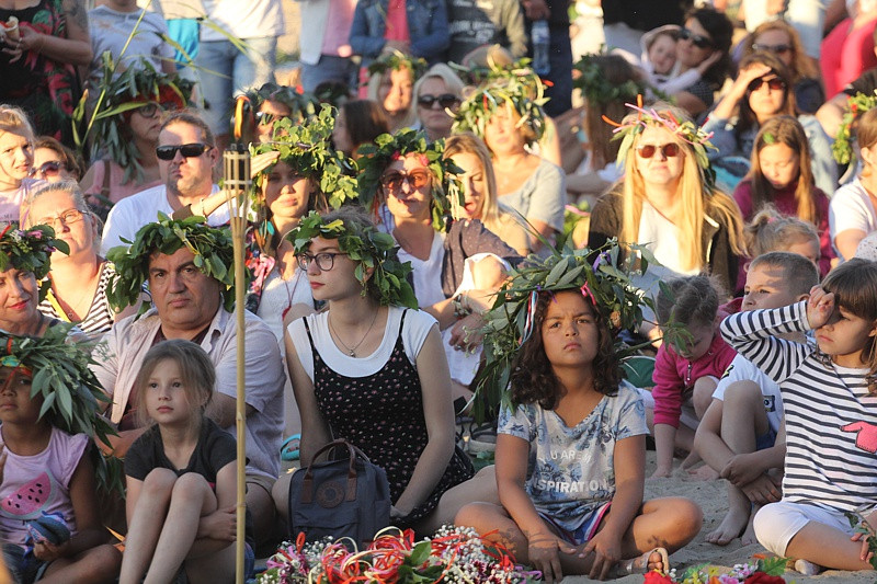 Wianki, tańce, fireshow – Noc Świętojańska w Trzebieży