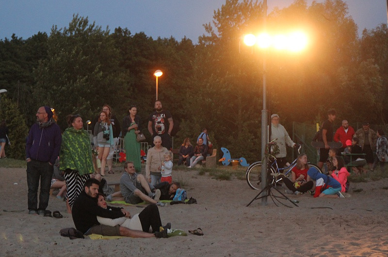 Wianki, tańce, fireshow – Noc Świętojańska w Trzebieży