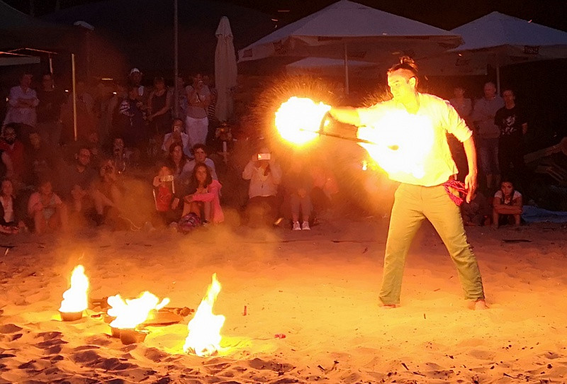 Wianki, tańce, fireshow – Noc Świętojańska w Trzebieży