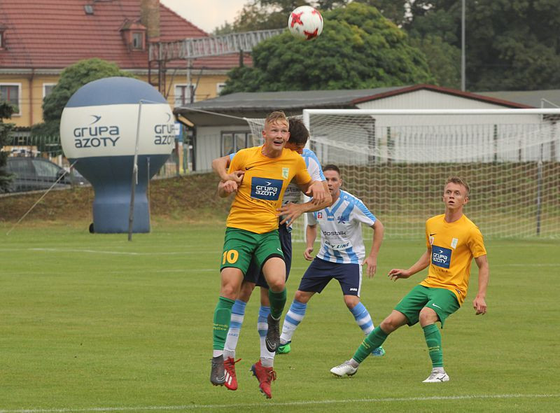 Świt Skolwin lepszy w derbach