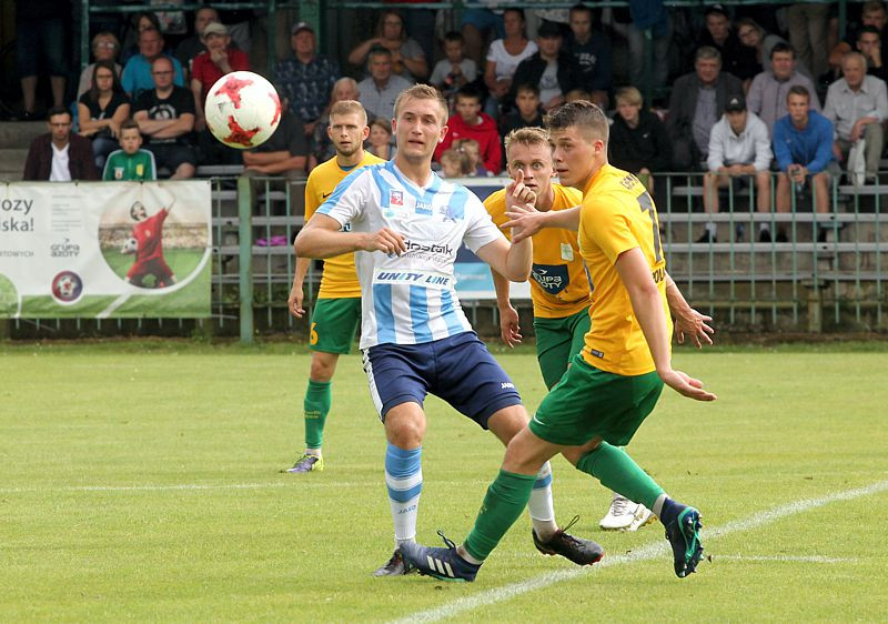 Świt Skolwin lepszy w derbach