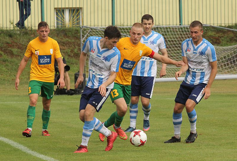 Świt Skolwin lepszy w derbach