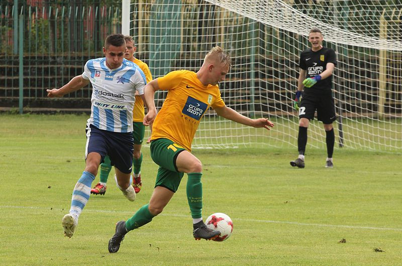 Świt Skolwin lepszy w derbach