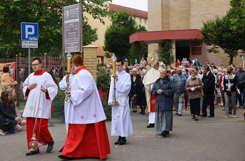 Boże Ciało – procesja w parafii pw. św. Kazimierza