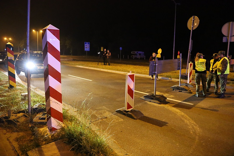 Granica polsko-niemiecka otwarta – do Niemiec z ograniczeniami [foto/wideo]