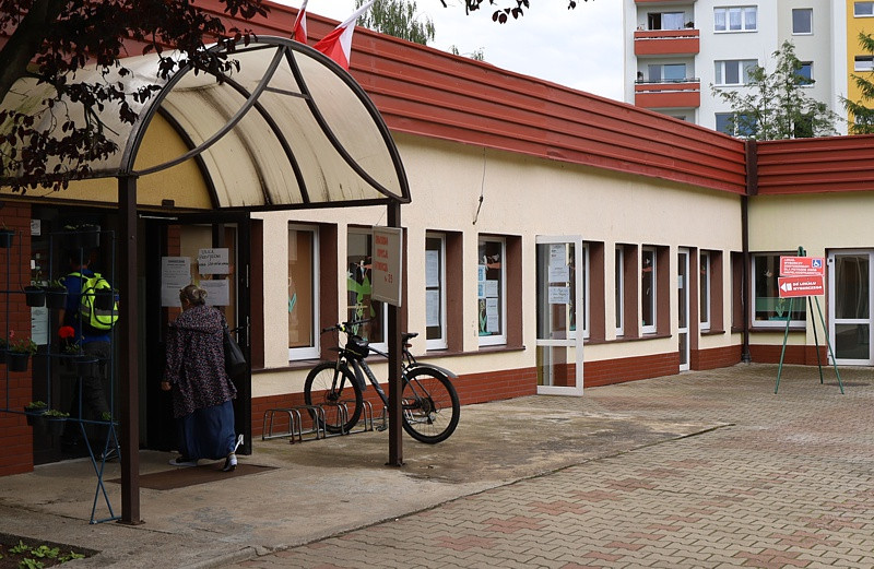 WYBORY. Policzanie wybierają prezydenta [foto]