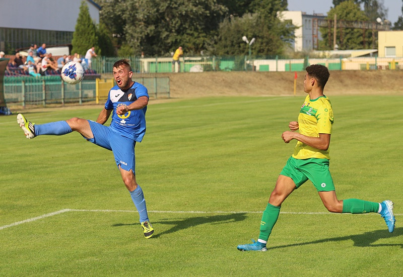 Wysoka porażka Chemika przed własną publicznością