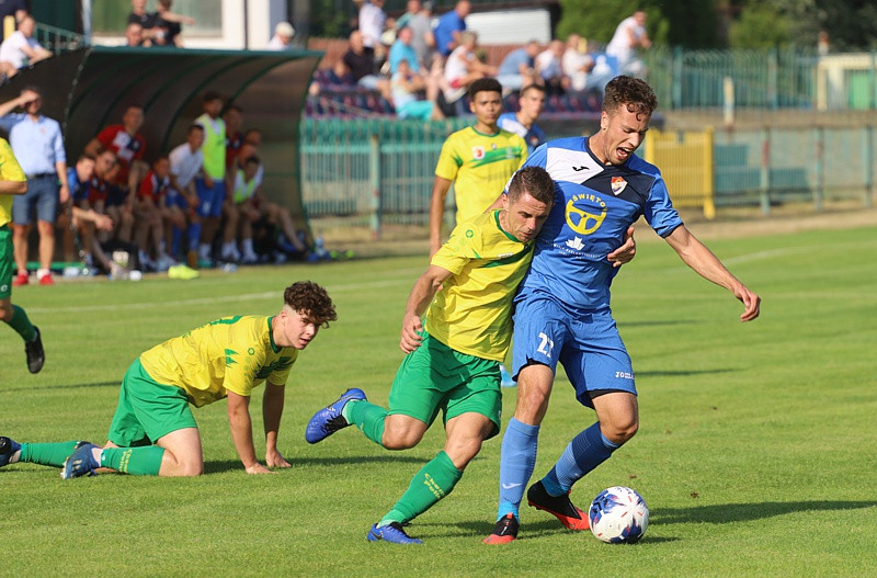 Wysoka porażka Chemika przed własną publicznością
