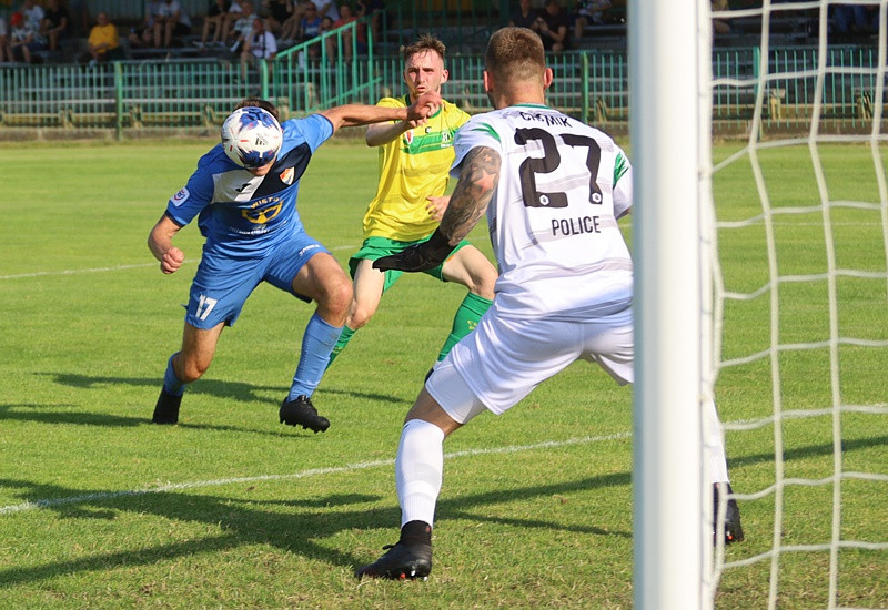 Wysoka porażka Chemika przed własną publicznością