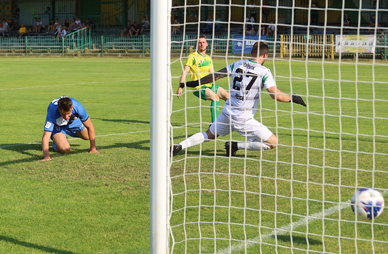 Wysoka porażka Chemika przed własną publicznością