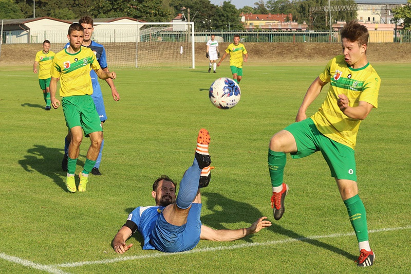 Wysoka porażka Chemika przed własną publicznością