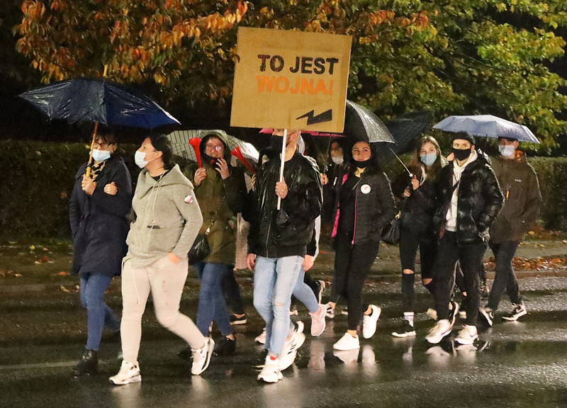Kolejny protest przeszedł ulicami Polic