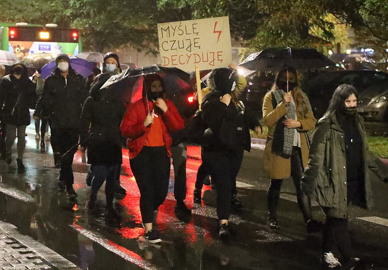 Kolejny protest przeszedł ulicami Polic