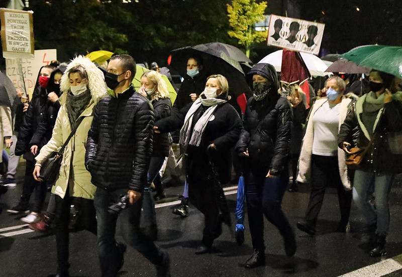 Kolejny protest przeszedł ulicami Polic