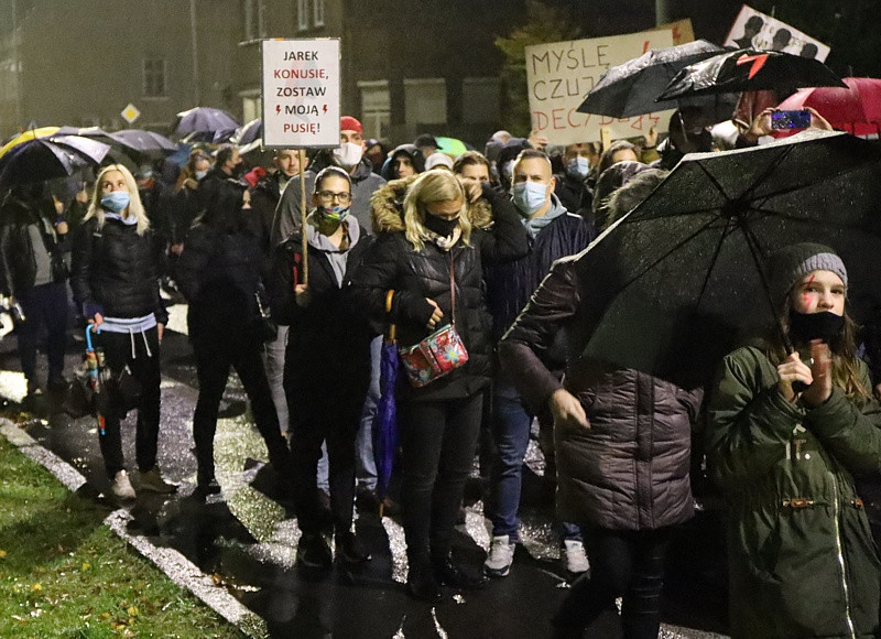 Kolejny protest przeszedł ulicami Polic