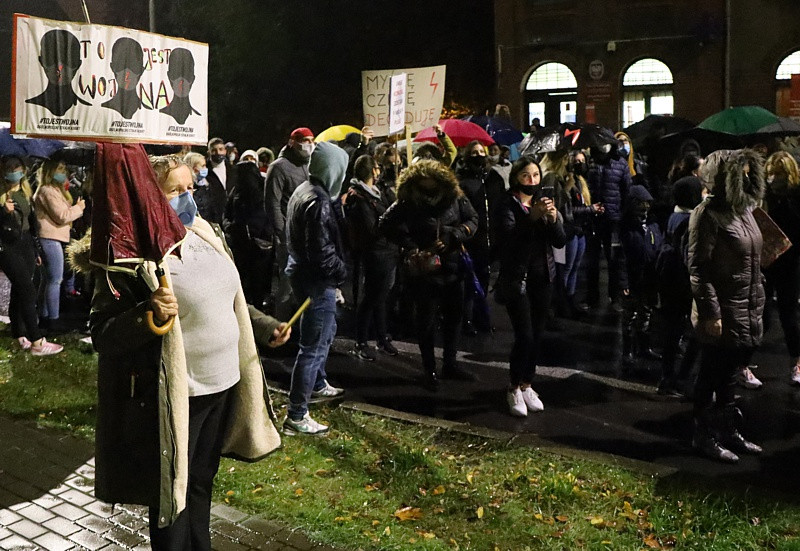 Kolejny protest przeszedł ulicami Polic