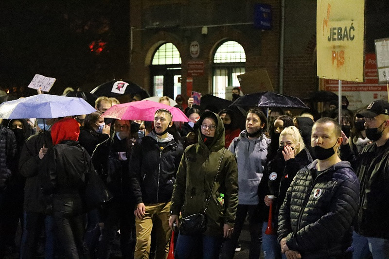 Kolejny protest przeszedł ulicami Polic