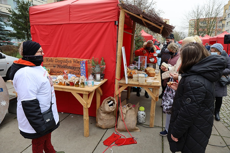 Kiermasz charytatywny dla #bohaterskaINGA