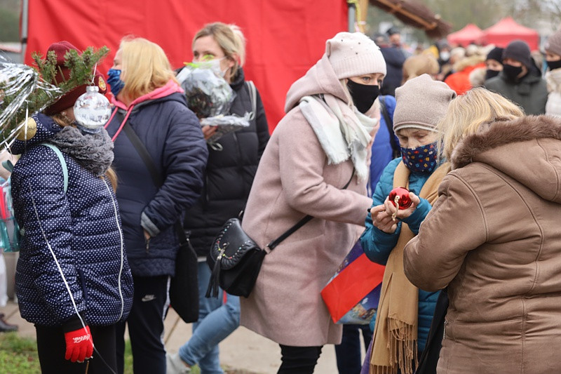 Bombki #bohaterskaInga zawisły na choince