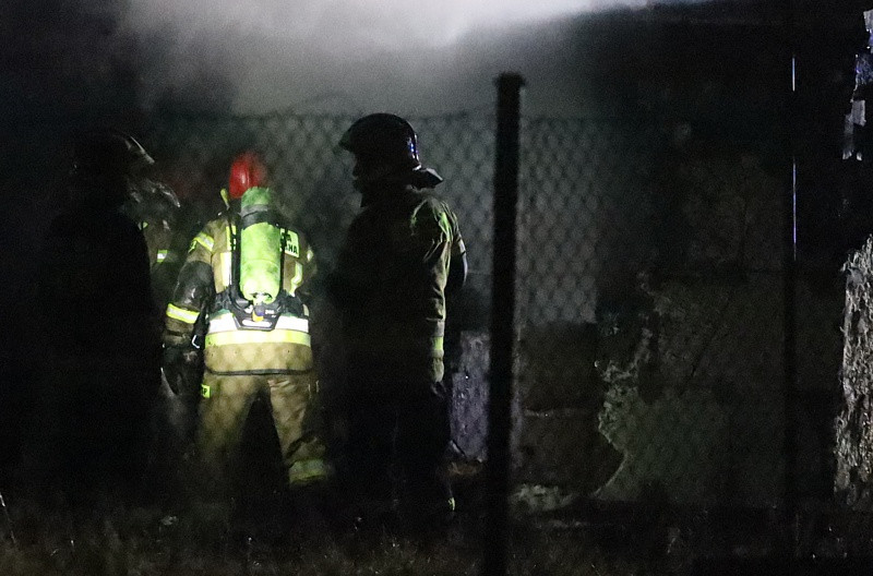 Pożar w Siedlicach, jedna osoba zginęła [foto]