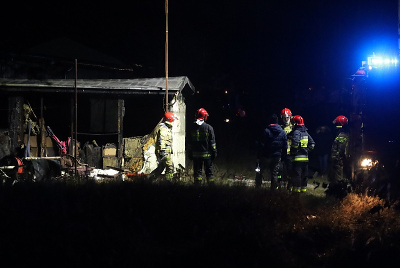 Pożar w Siedlicach, jedna osoba zginęła [foto]