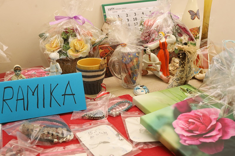 Pyszne jedzenie, ozdoby – trwa 