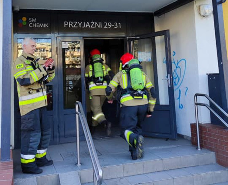Po schodach na dach wieżowca – strażackie zawody