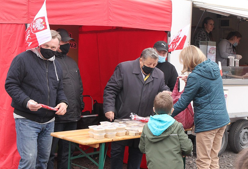 Ingusiowy Bazarek - smakołyki, rękodzieło, atrakcje dla dzieci [foto]