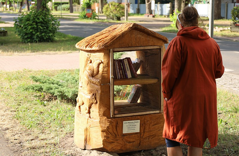 Leśna Biblioteka Wiejska w Niekłończycy ma swojego patrona