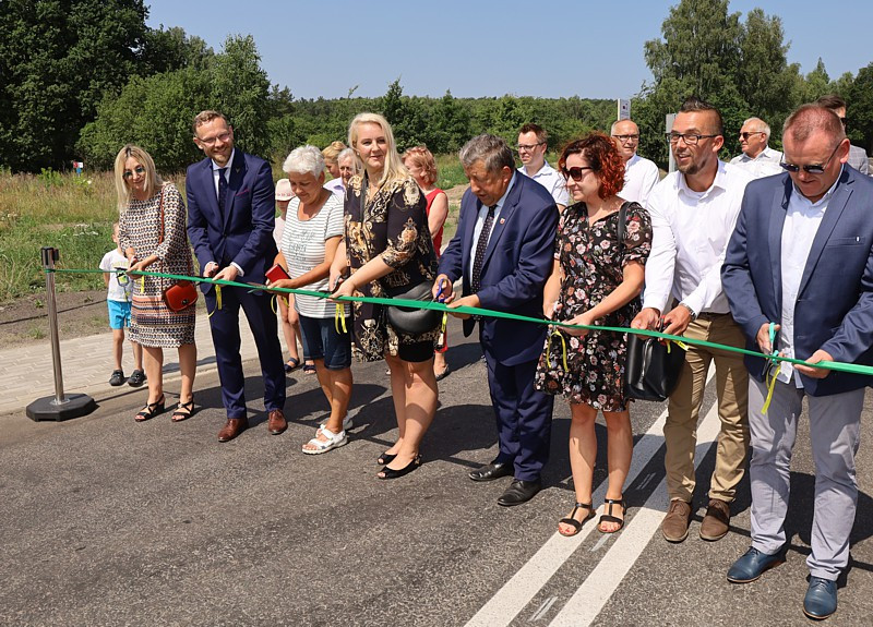 Przebudowa ul. Polnej w Trzebieży zakończona [foto]