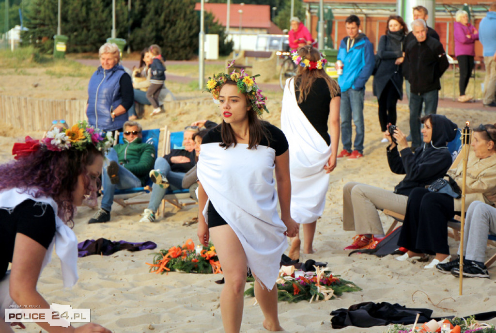 Noc Świętojańska na trzebieskiej plaży